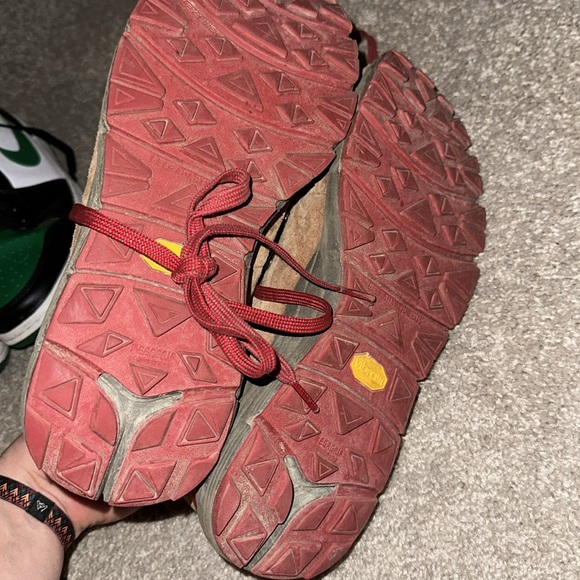 Danner Mountain 600 Hiking Boots Water proof - Picture 2 of 6